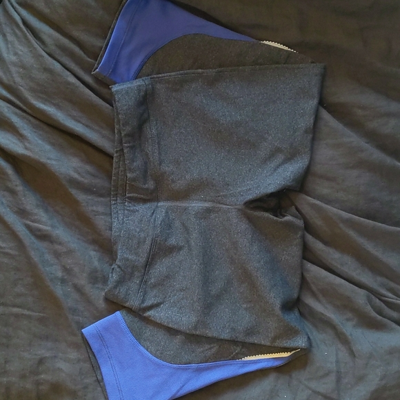 3/4 Athletic Leggings - Picture 1 of 3
